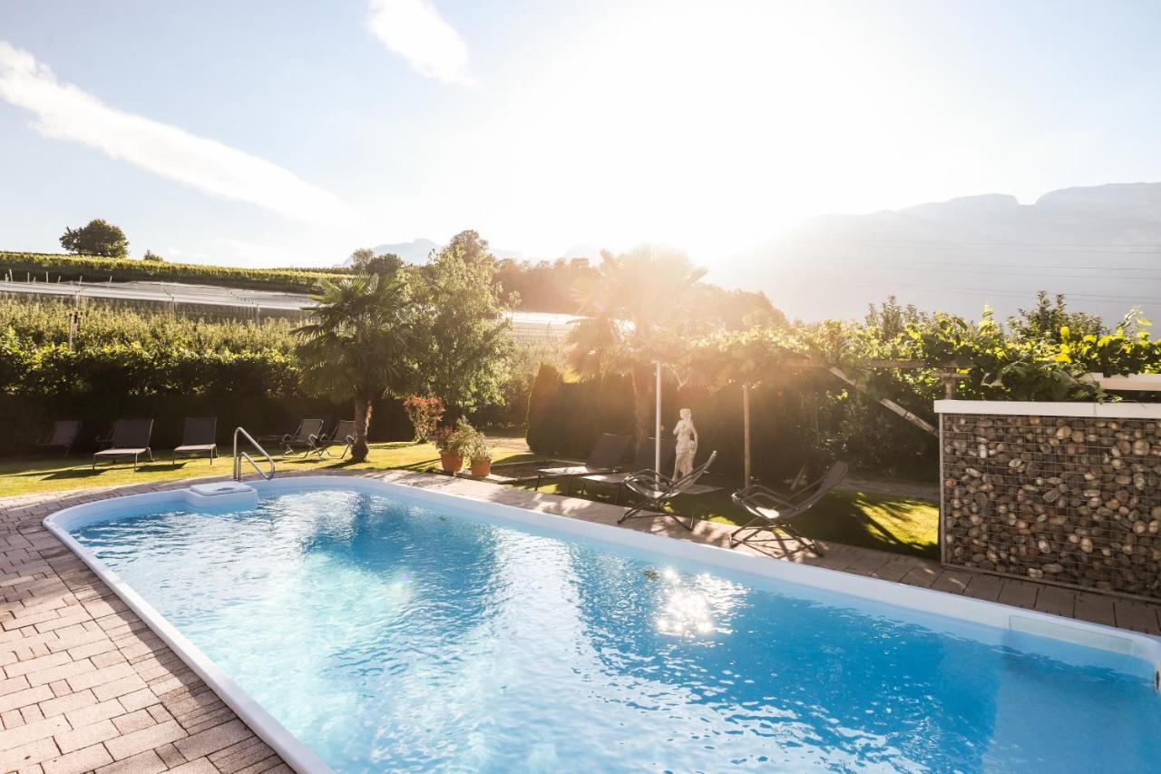 Hotel Linger Eppan an der Weinstraße Exteriör bild